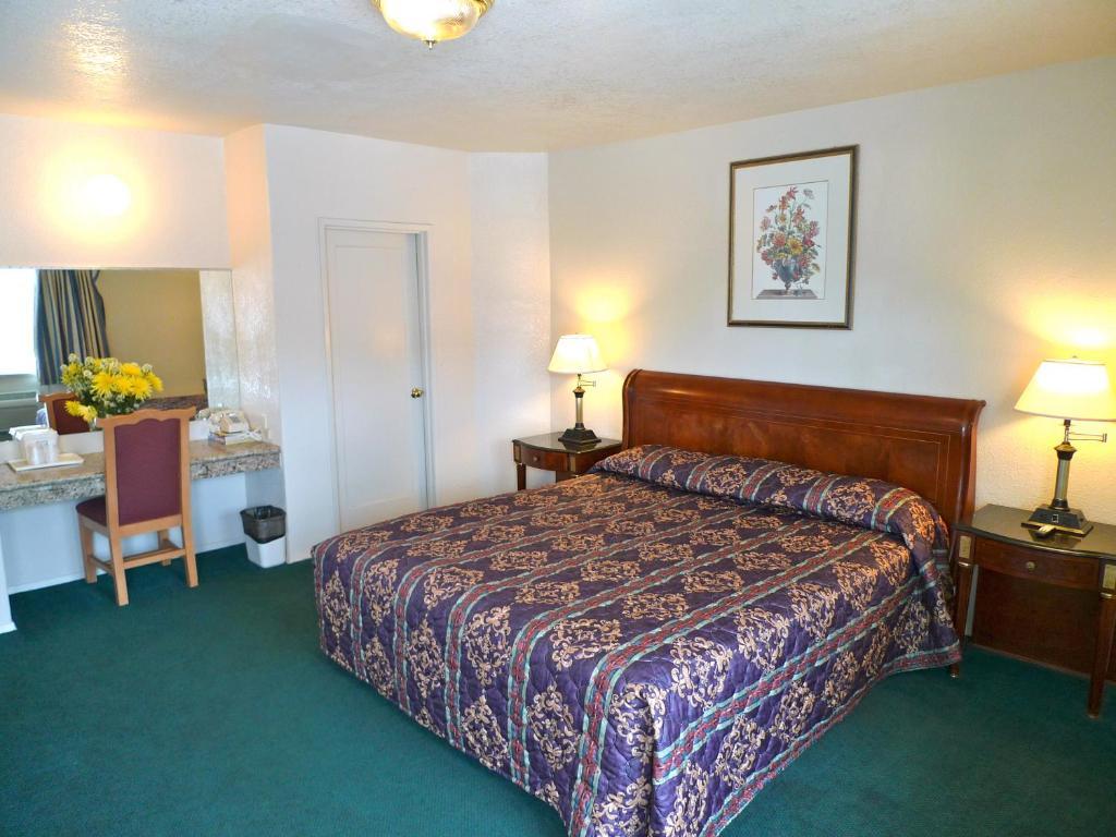 Budget Inn Morgan Hill Szoba fotó
