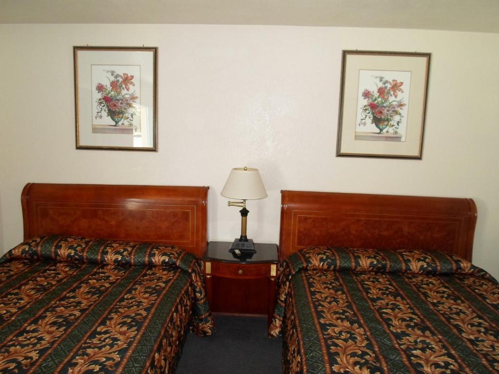 Budget Inn Morgan Hill Szoba fotó